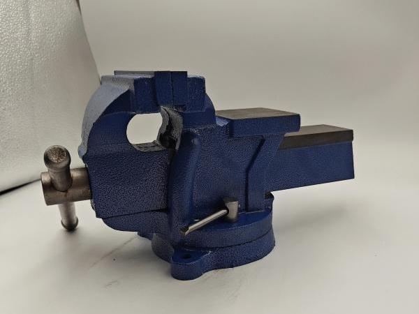 Fungsi Vise Bench Logam