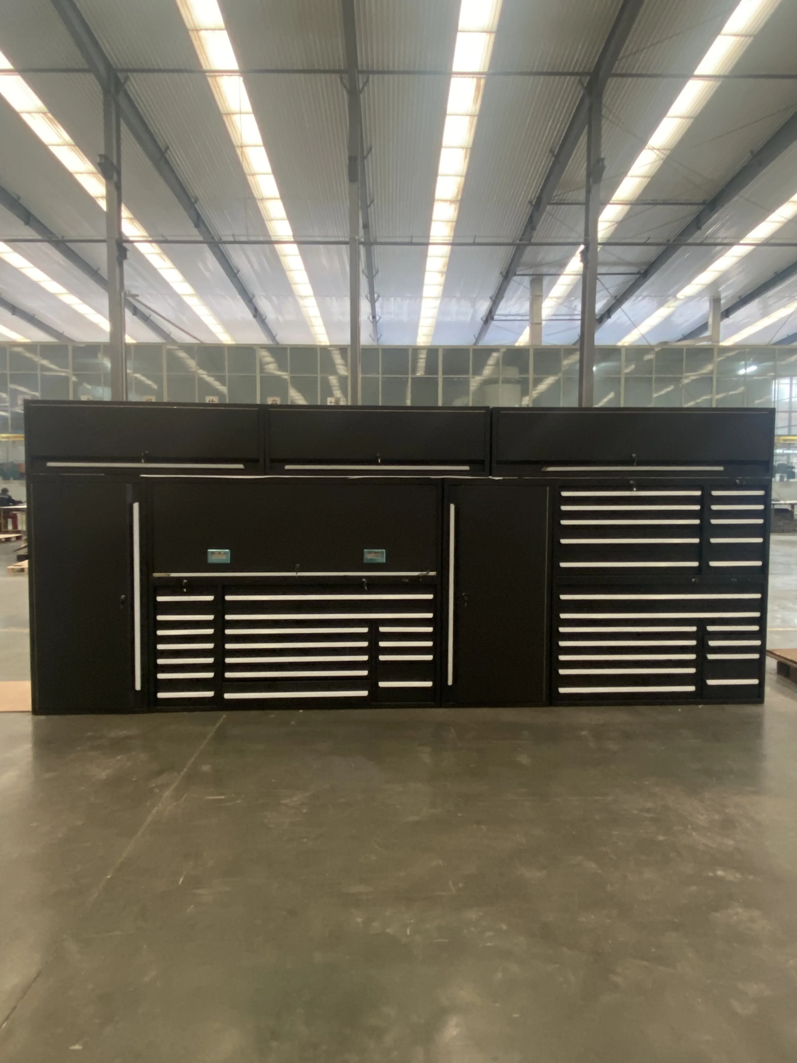 Apakah ciri -ciri kabinet garaj modular baru?