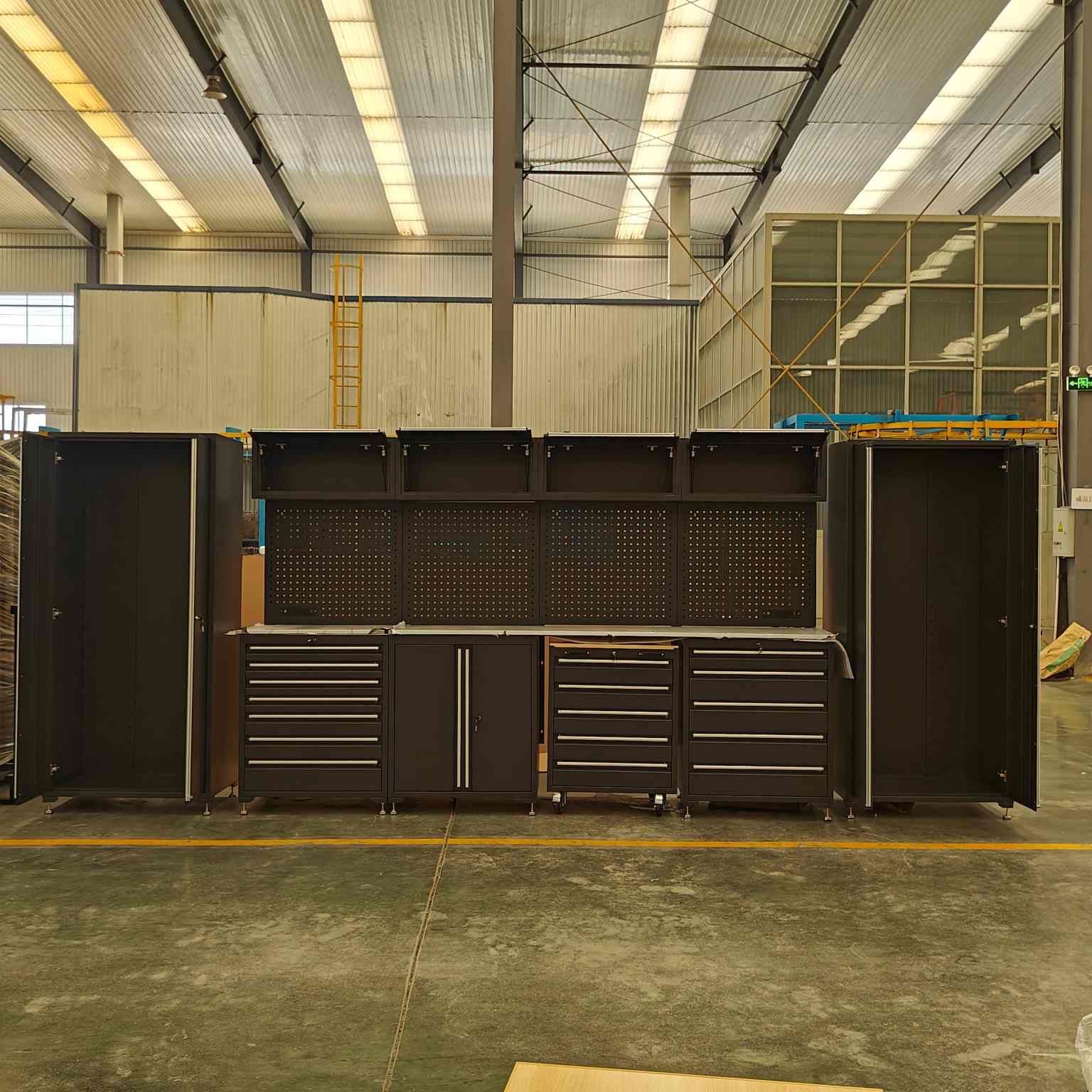 Set kabinet garaj keluli bergulir sejuk
